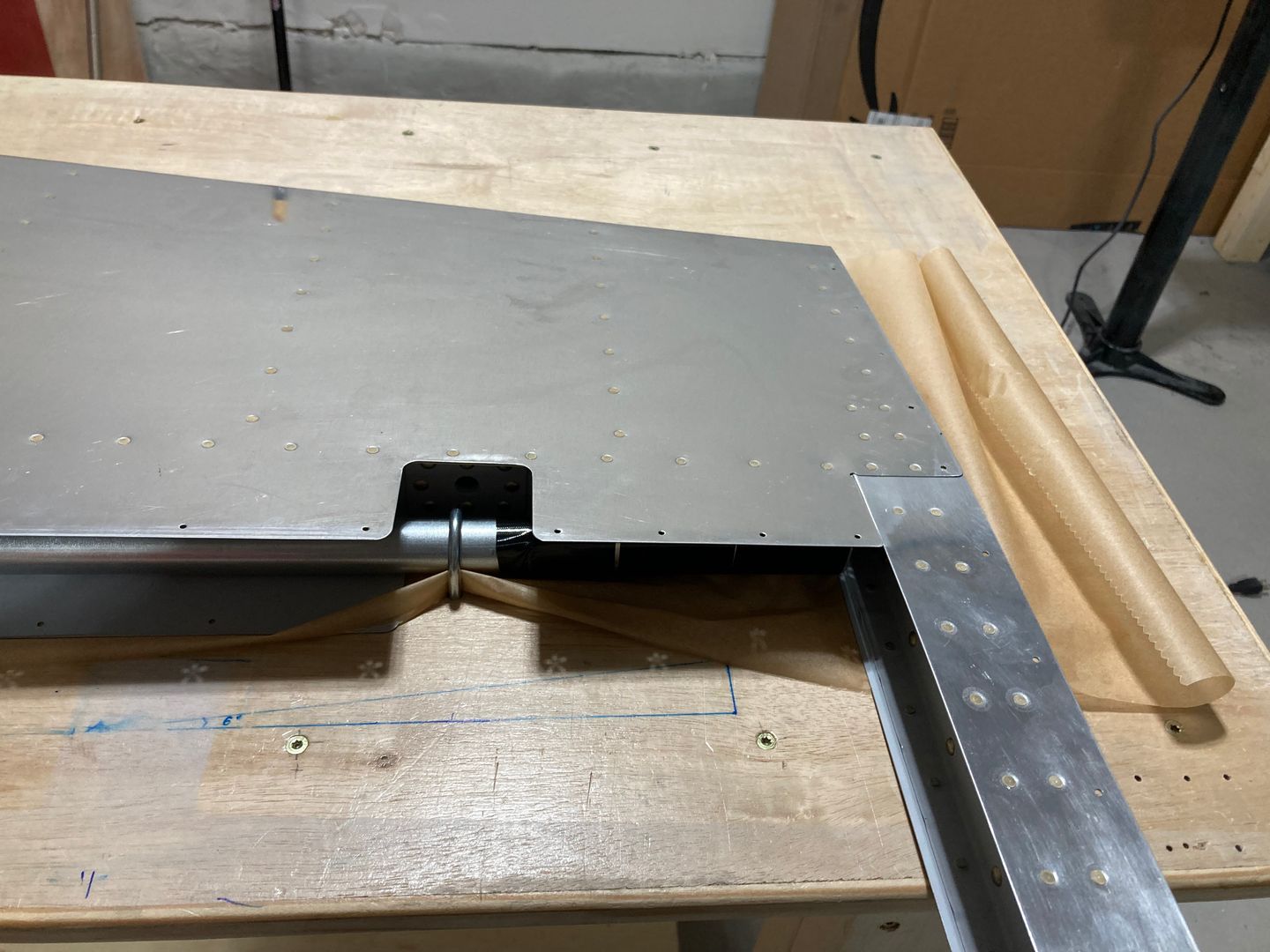 The bending fixture.