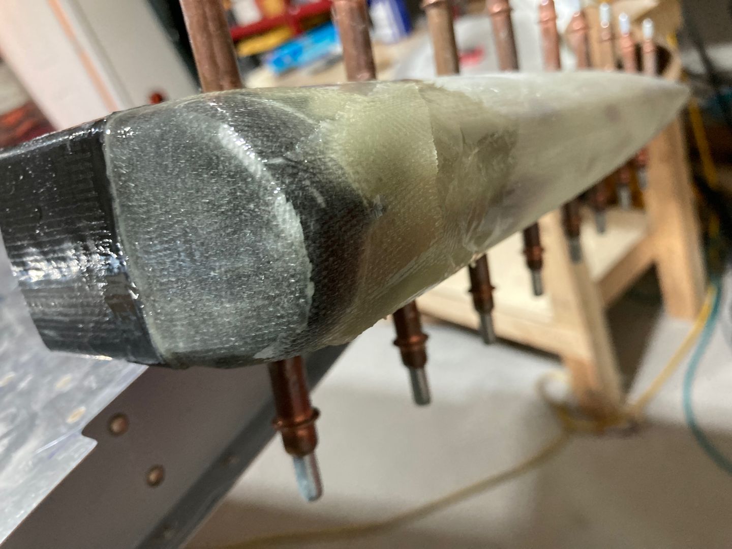 Closing the tip of the fairing.