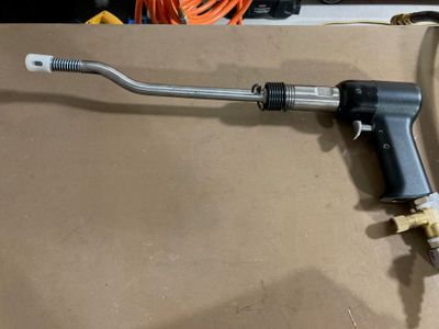 Riveting the stiffeners to the skins