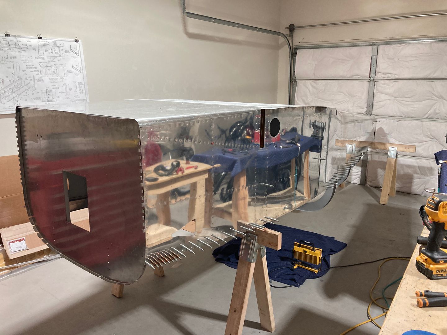 The fuselage is riveted together!