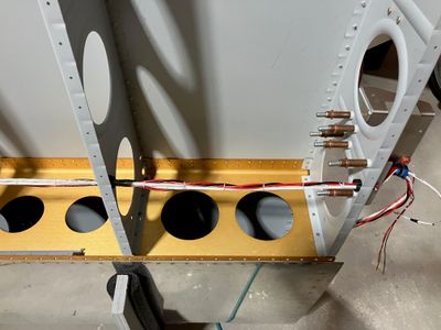 Wiring the right wing