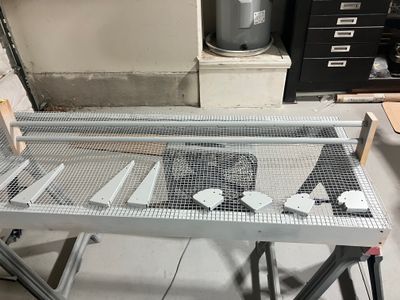 Priming the aileron ribs and the spar