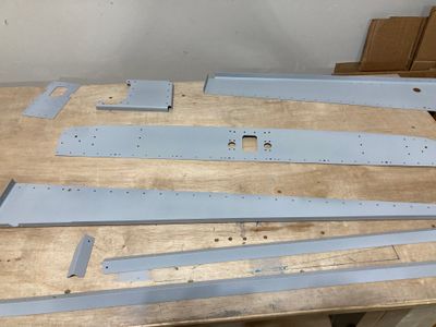 Priming the F706 parts