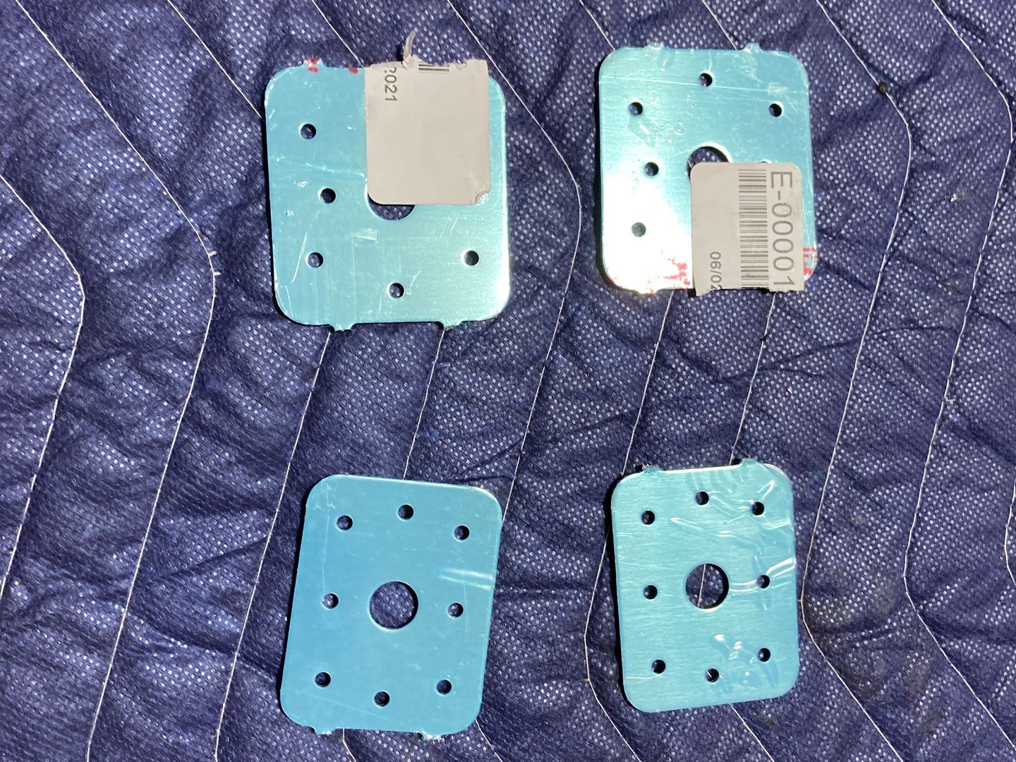 The reinforcement plates are separated.