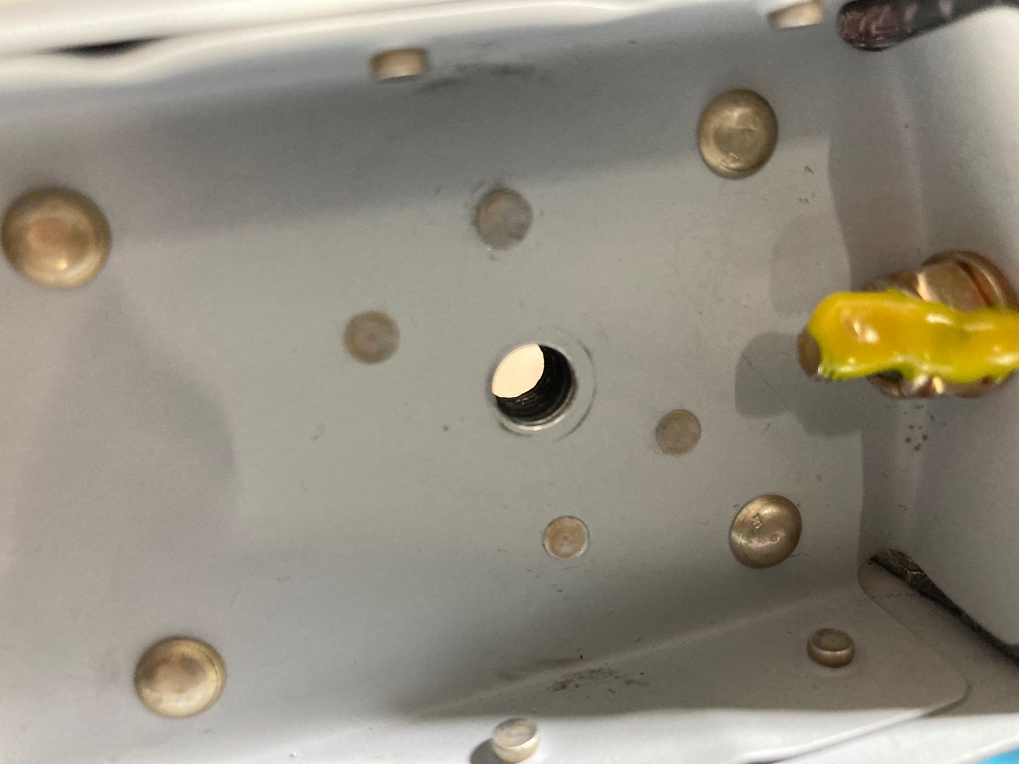 Added a nutplate for the extra balance weight.