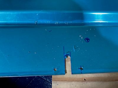 Cutting the slots on the F-652.