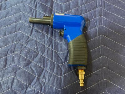 Pneumatic cleco tool,