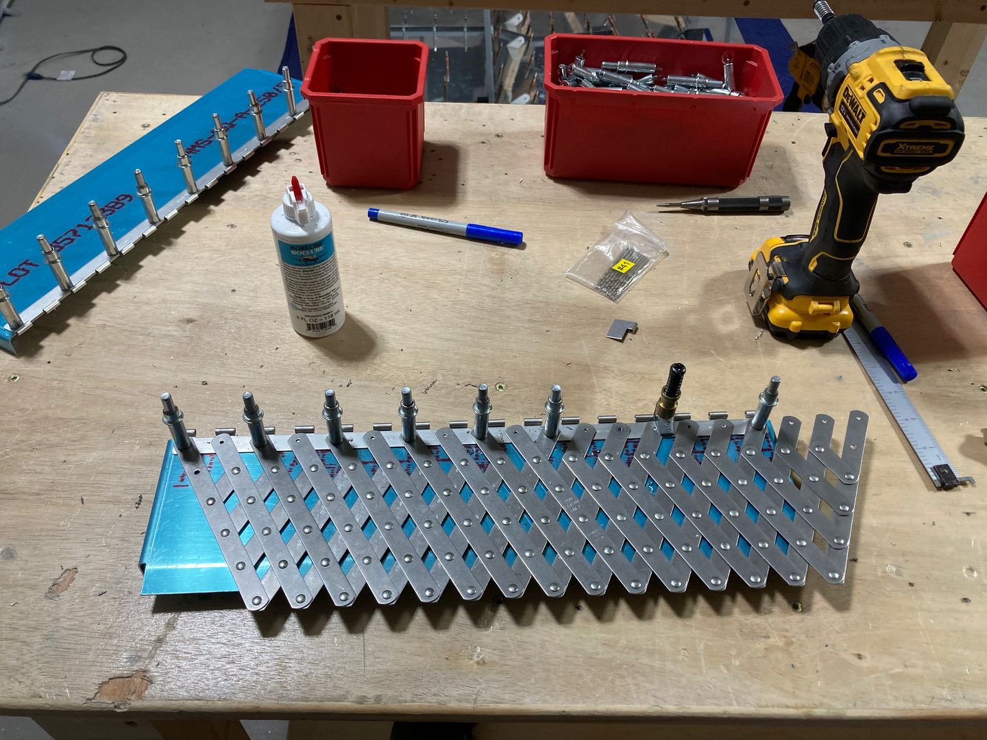 Using the rivet fan.