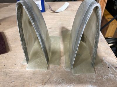 Both caps are fixed with CA.