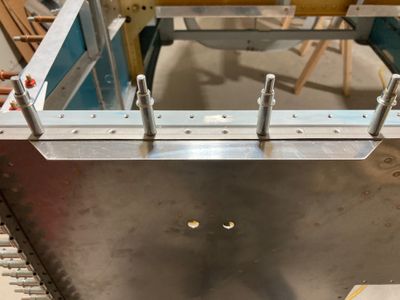 The bottom attach plates are countersunk.