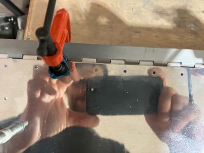 Aligning the hinge