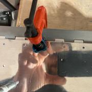 Aligning the hinge