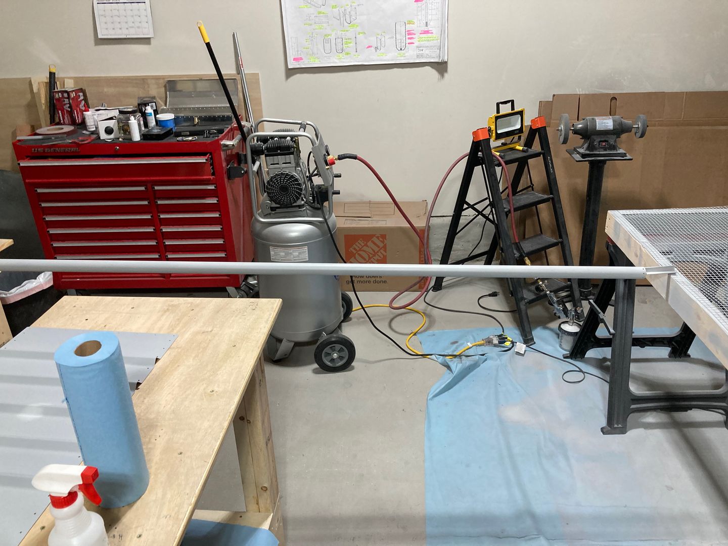 The elevator pushrod also got primed!