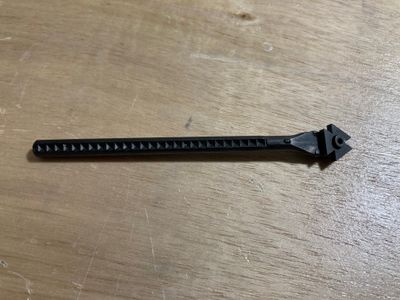 Edge deburring tool for Shaviv handle