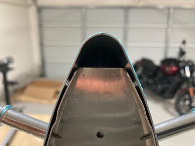 Flanges on the tip of the bottom rib need some adjustment