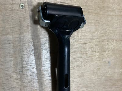 2.2" inch rubber roller (for printmaking).