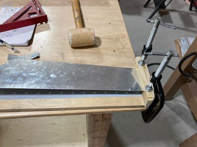 The bending setup.