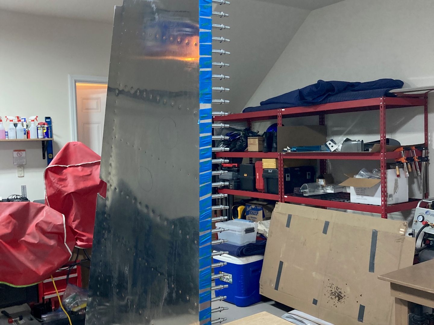 The trailing edge is glued with tank sealant.