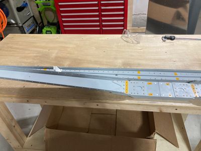 Another view of the both spars.